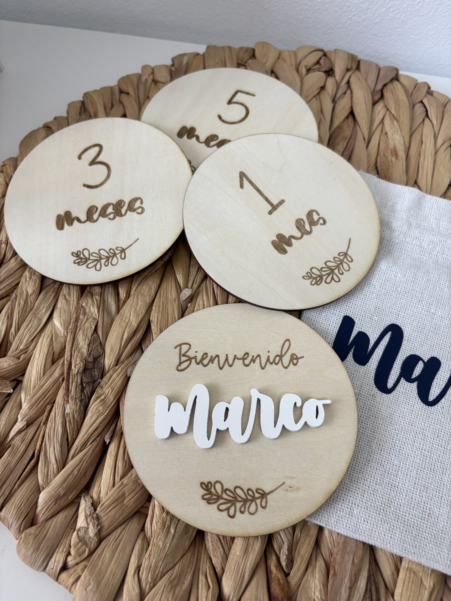 Disco-cumple-meses-bebe-personalizados1
