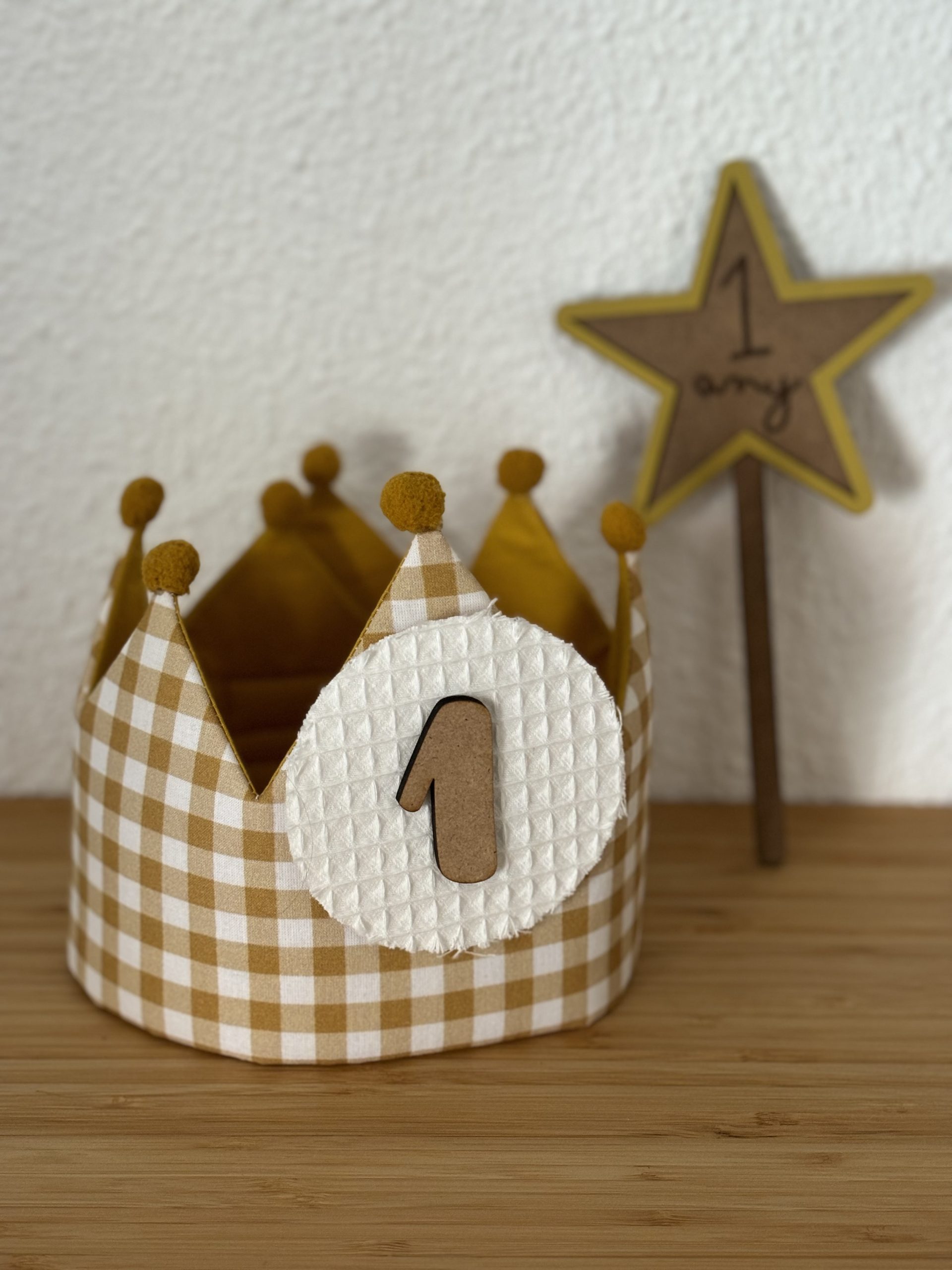 corona-infantil-artesanal-vichy